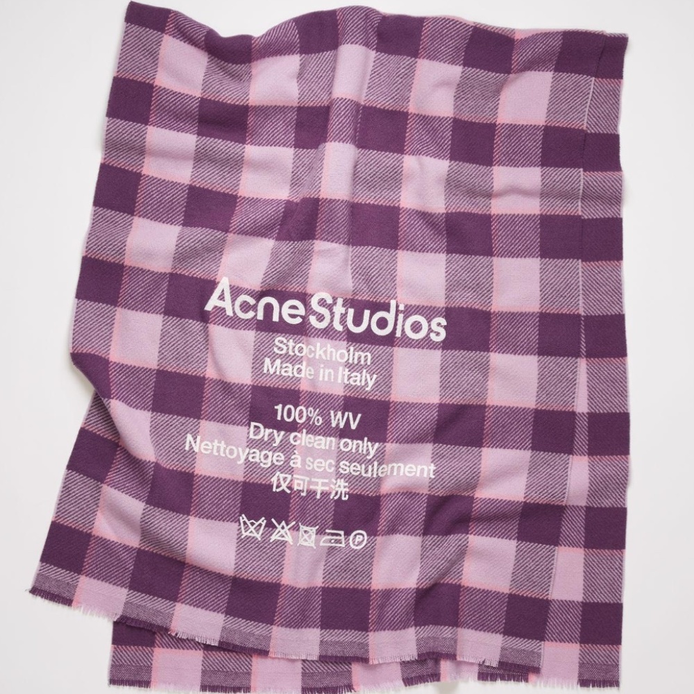 NWT Acne Studios Cassiar Check Scarf